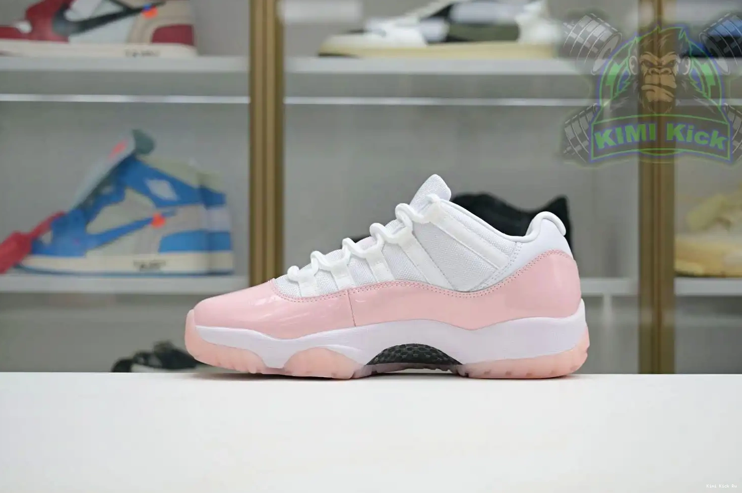 Jordan WMNS 11 Kimikick Jordan Air Low 0731